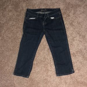 Guess capris jeans shorts size 28